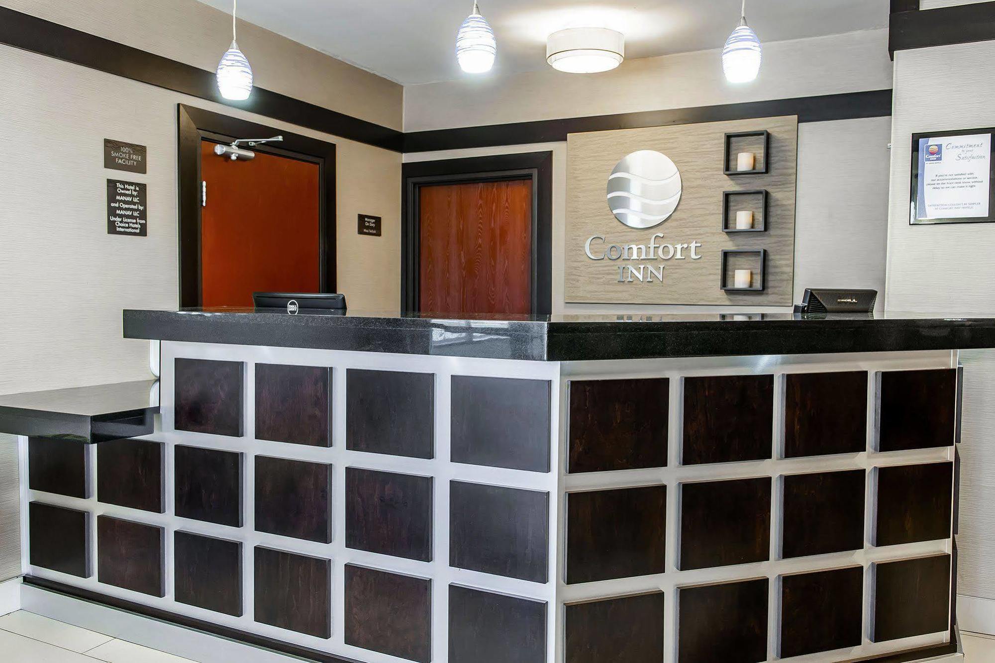 Wingate By Wyndham Hotel 2*