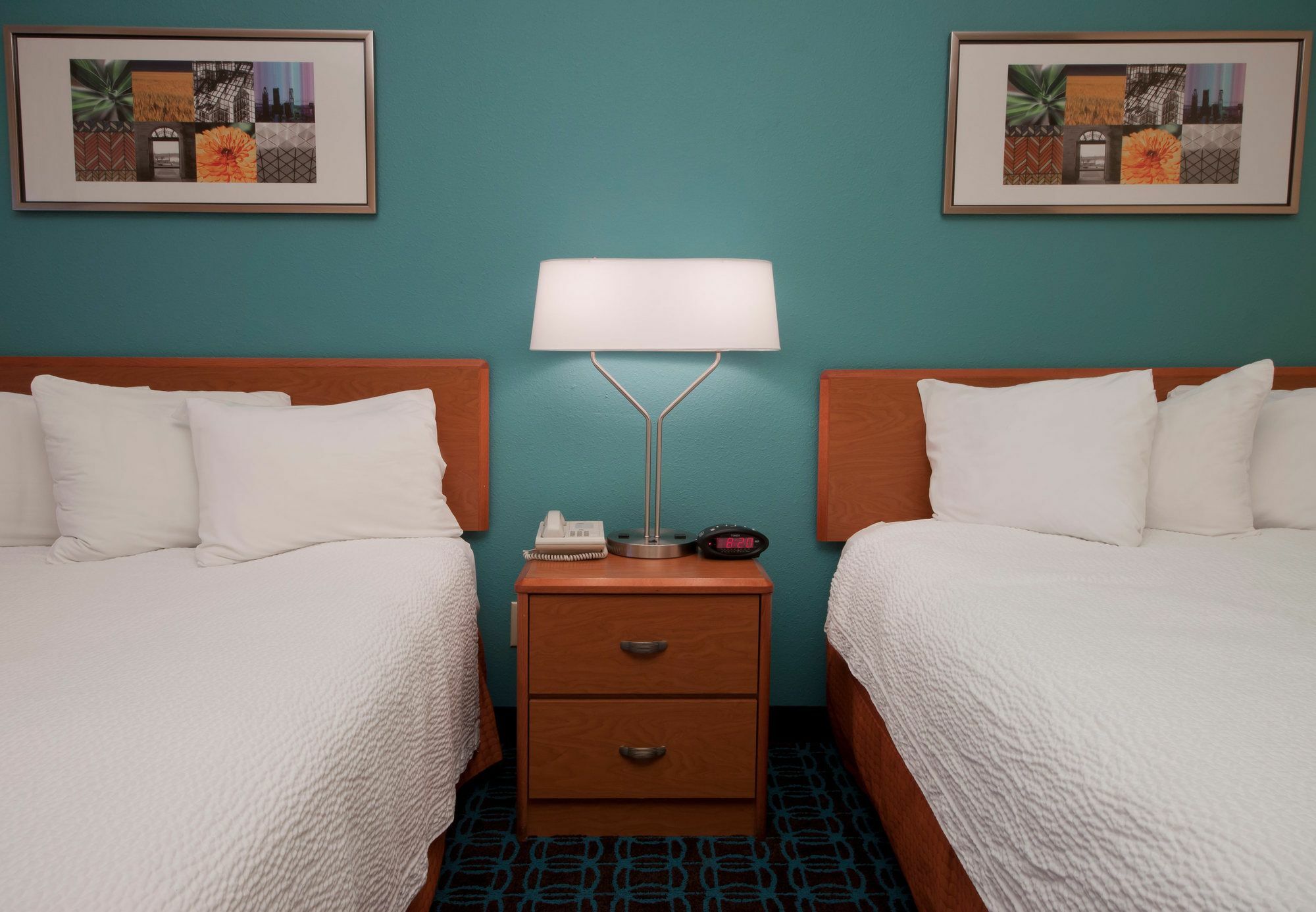 Wingate By Wyndham Hotel 2*